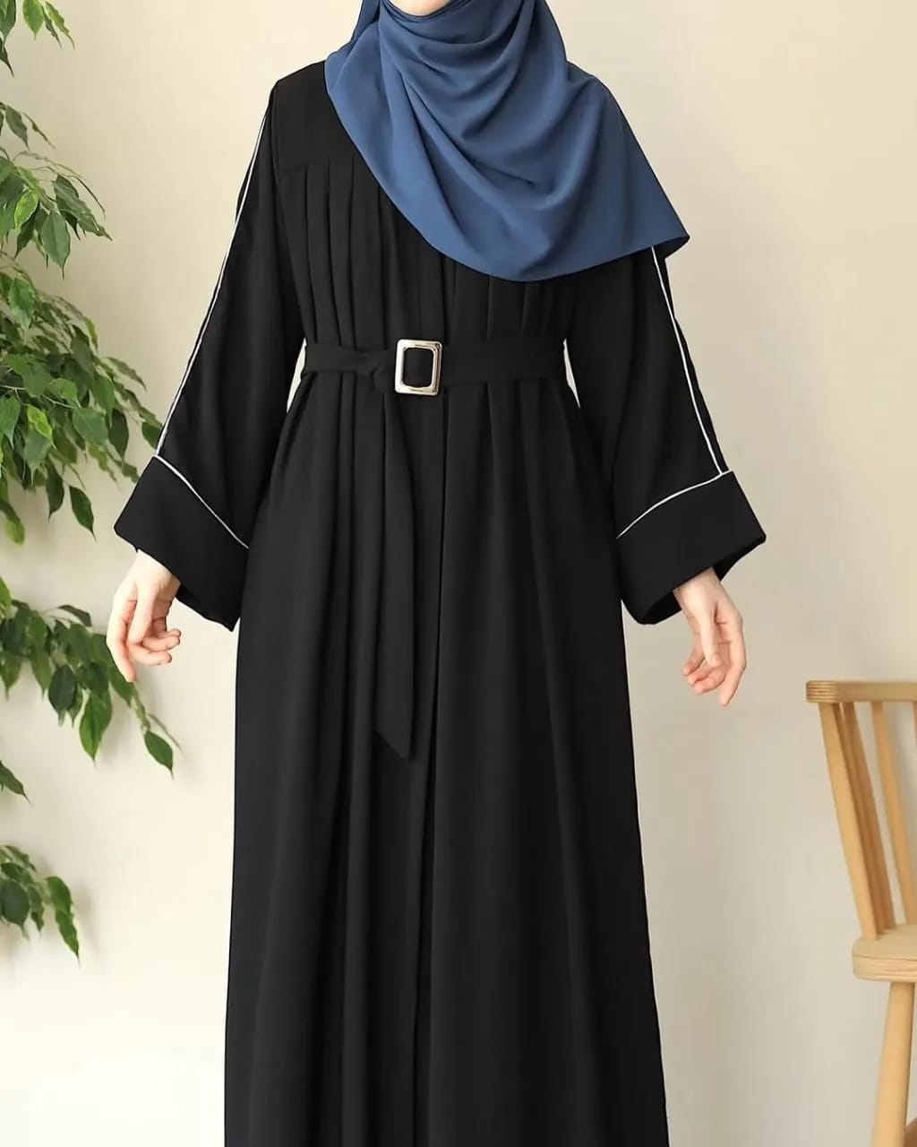 Buckle Abaya