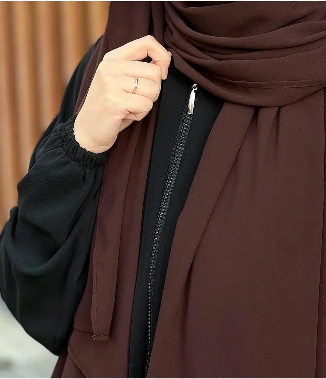 Zip Abaya